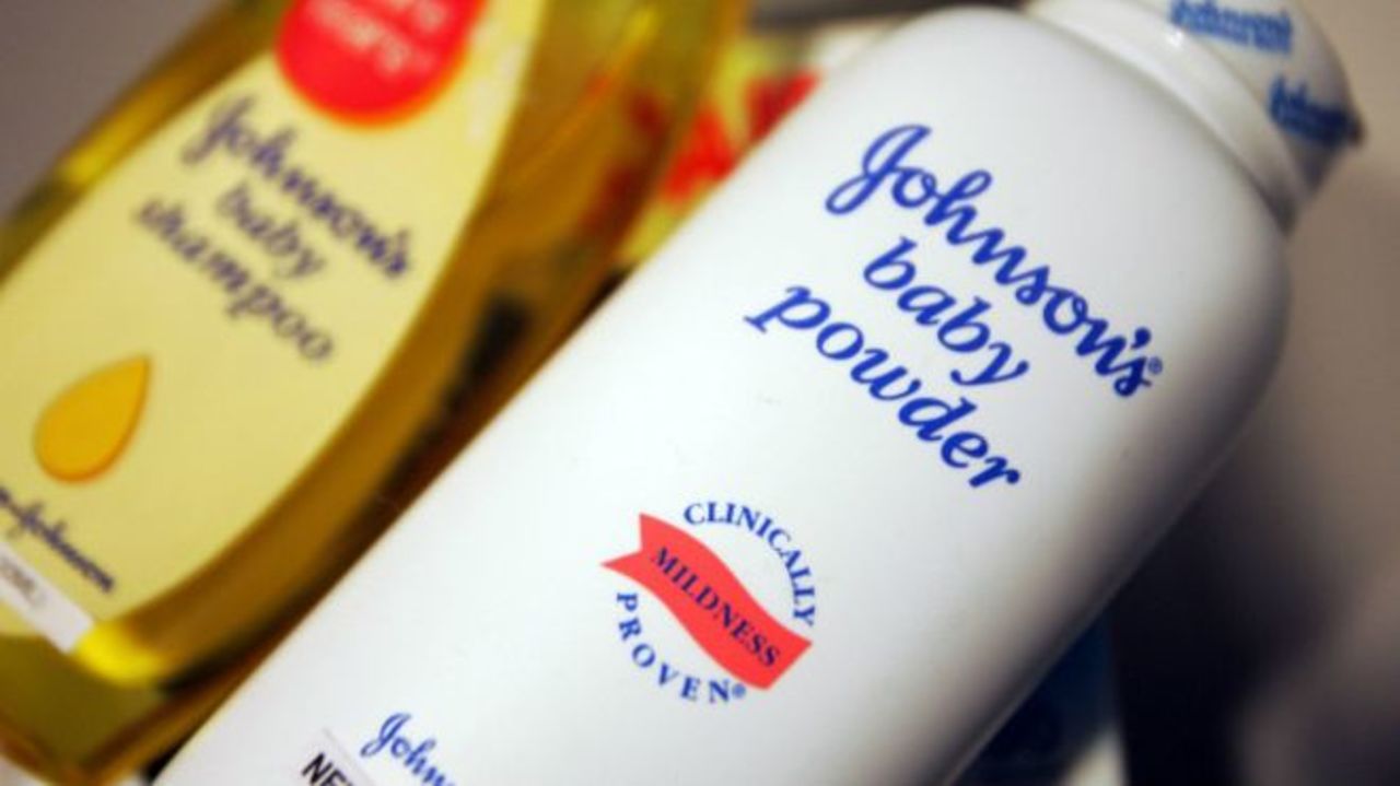 Суд в США обязал Johnson & Johnson выплатить $110 млн заболевшей раком женщине