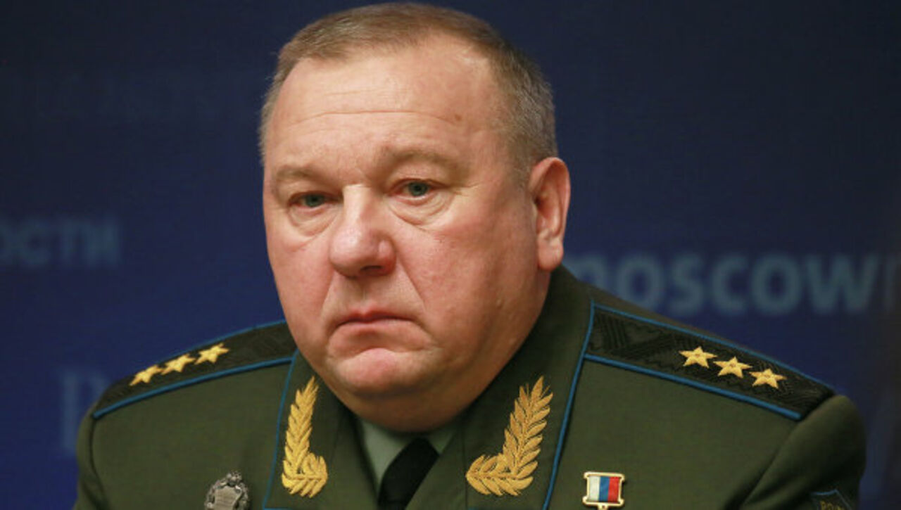 Ъ: командующий ВДВ Шаманов примет участие в думских выборах