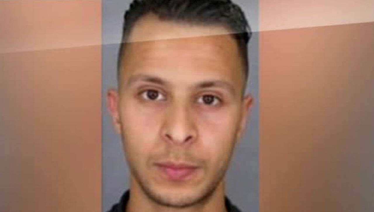 Юристы организатора парижских терактов отказались защищать Абдеслама