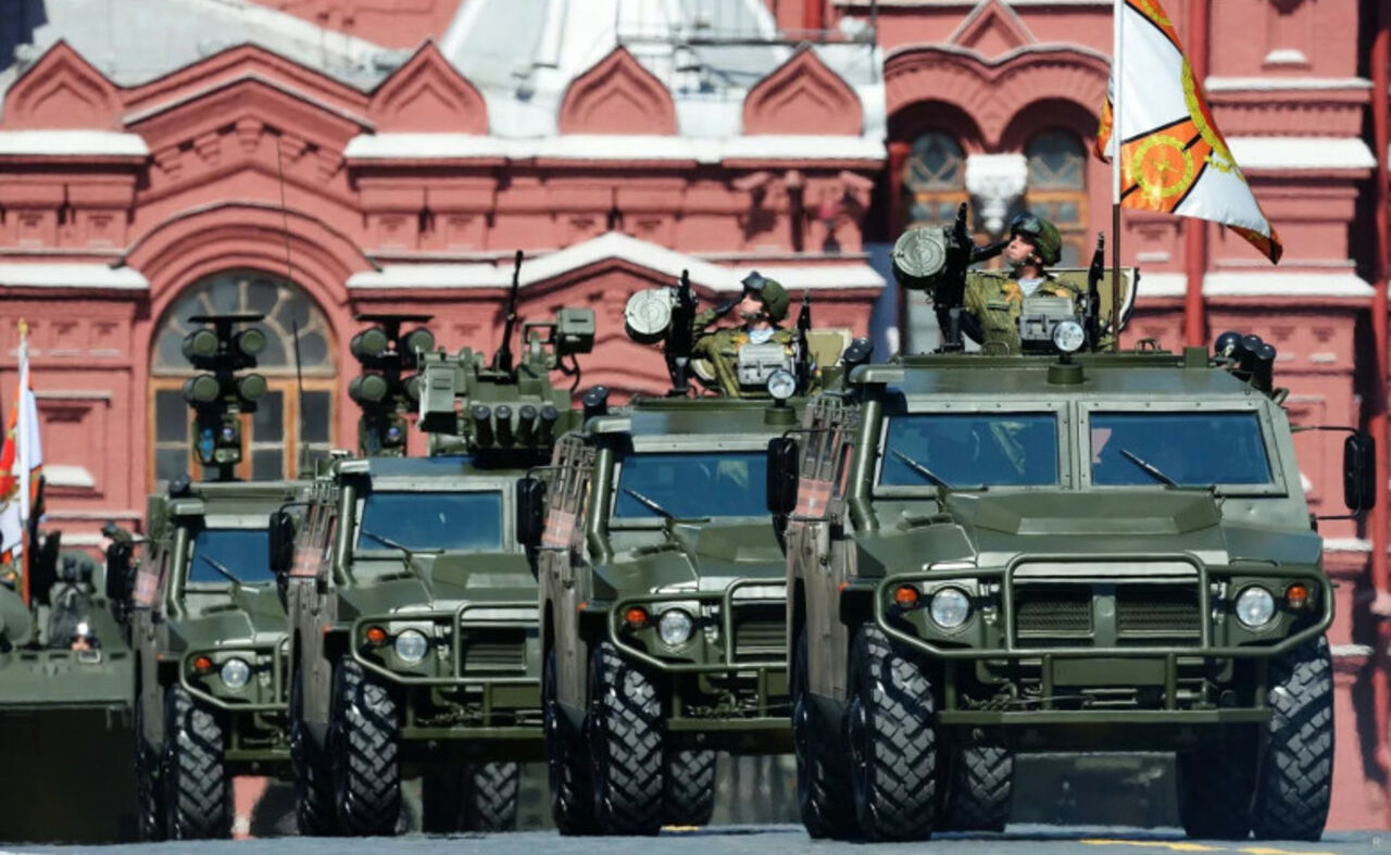 Воздушная часть Парада Победы отменена из-за погоды