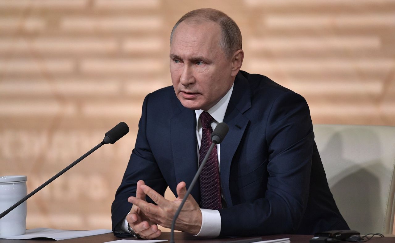 КС РФ признал поправки в Основной закон страны не противоречащими Конституции КС РФ признал поправки в Основной закон страны не противоречащими Конституции