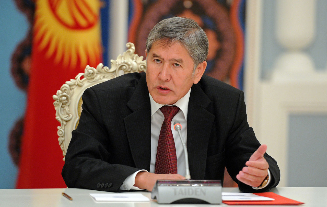 Президент Киргизии госпитализирован в Турции