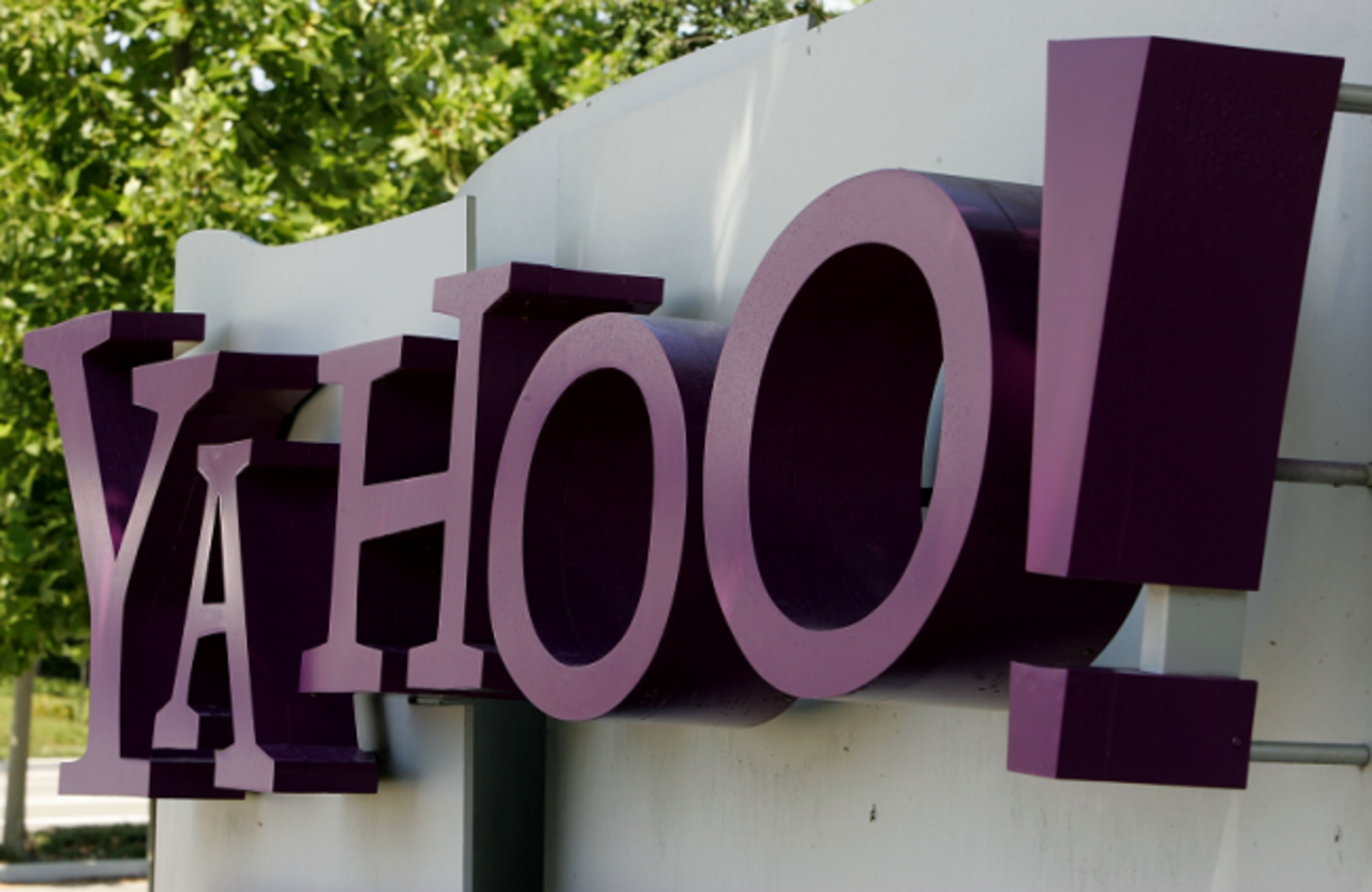 Телекоммуникационный холдинг Verizon завершил переговоры по приобретению интернет-гиганта Yahoo!. Сумма сделки составила почти 4,5 млрд долларов