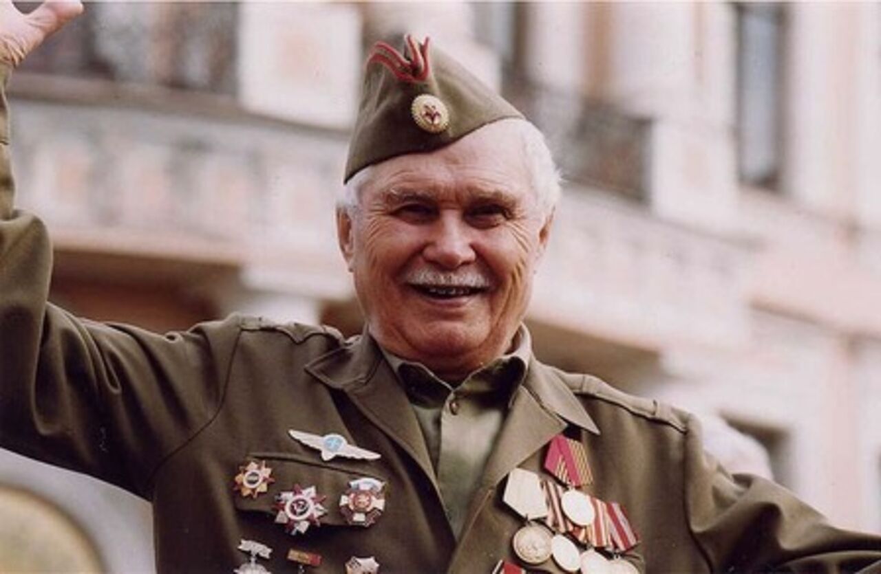 Ветеранам минувшей войны минус бэк veteranam-minuvshey-voyni-minus-bek