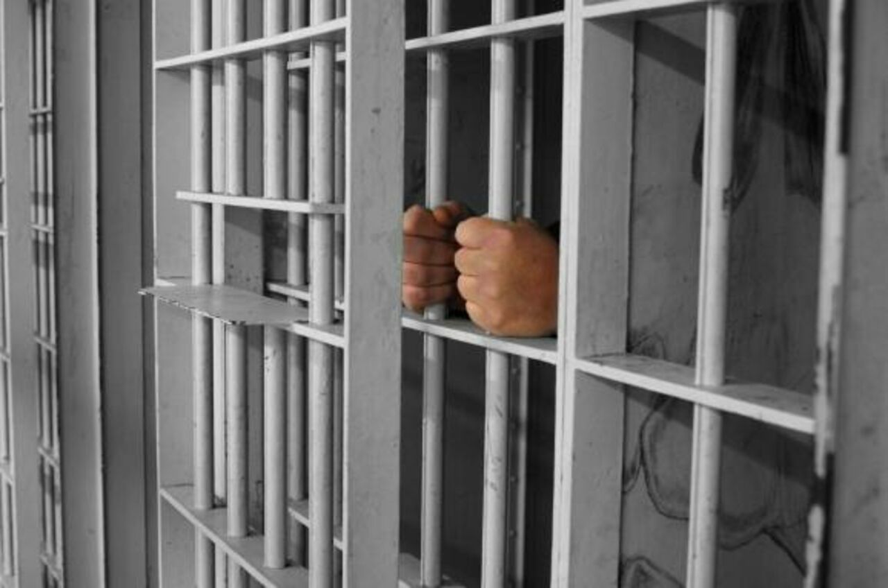 В клинике Ростовской области скончался заключенный после попытки суицида В клинике Ростовской области скончался заключенный после попытки суицида