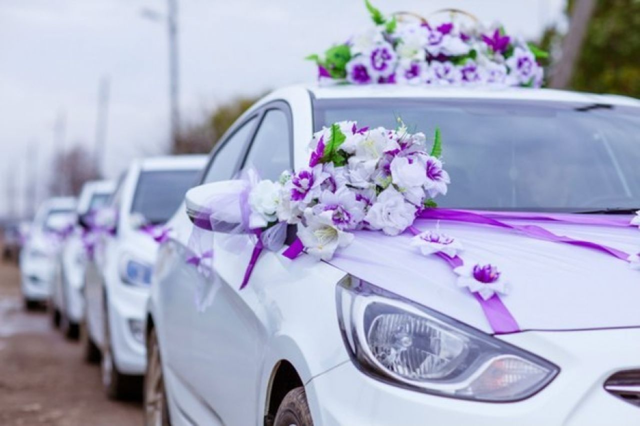 Аренда авто на свадьбу в москве с водителем Аренда авто на свадьбу в москве с водителем