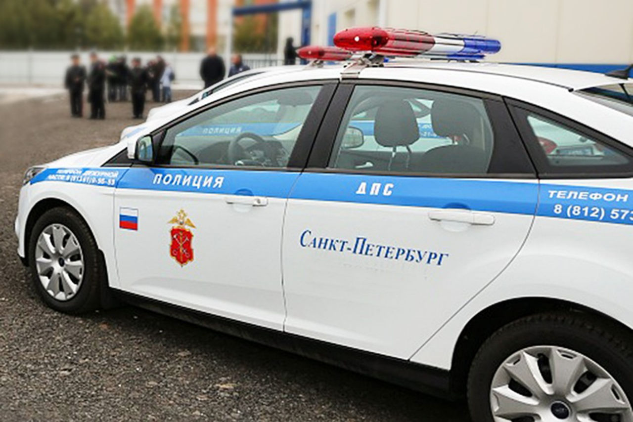 В Петербурге 14-летняя мать оставила новорожденного малыша в холодильнике В Петербурге 14-летняя мать оставила новорожденного малыша в холодильнике