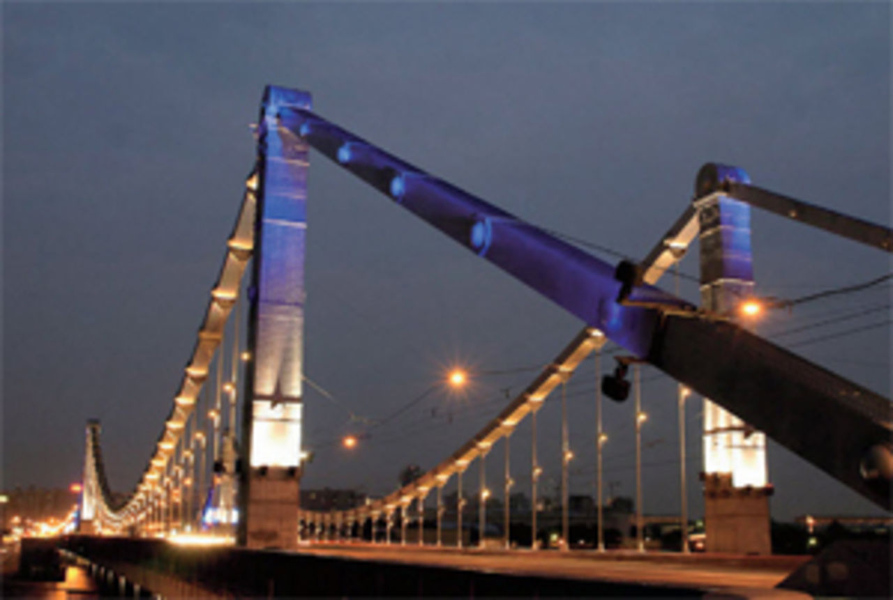 Крымский мост в Москве фото