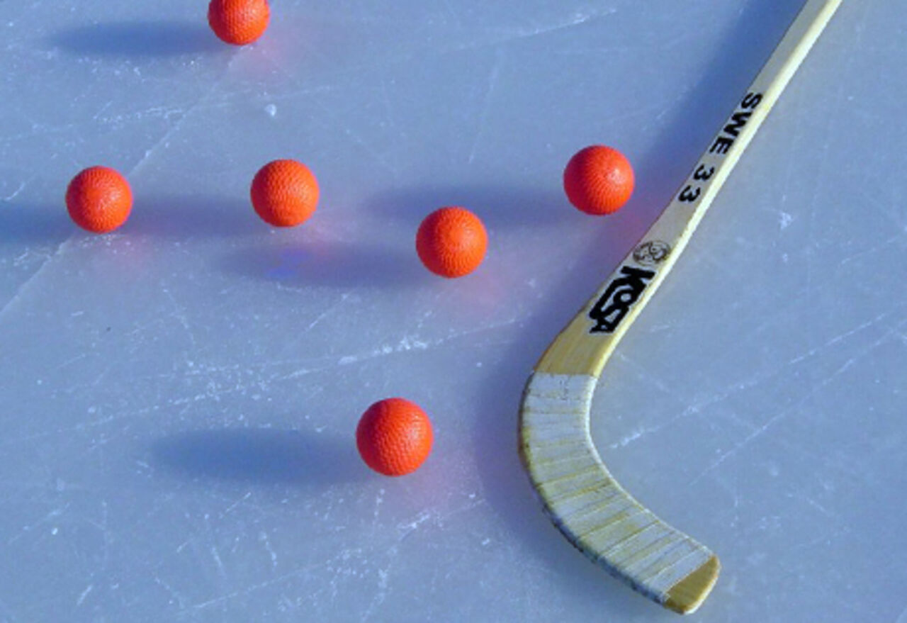 Плетеный мяч для хоккея с мячом