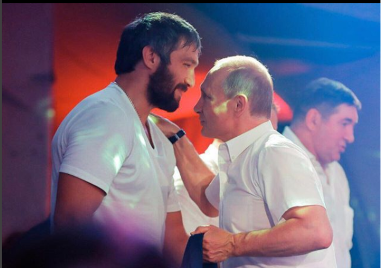 Овечкин объявил о создании сайта «Команды Путина» Овечкин объявил о создании сайта «Команды Путина»