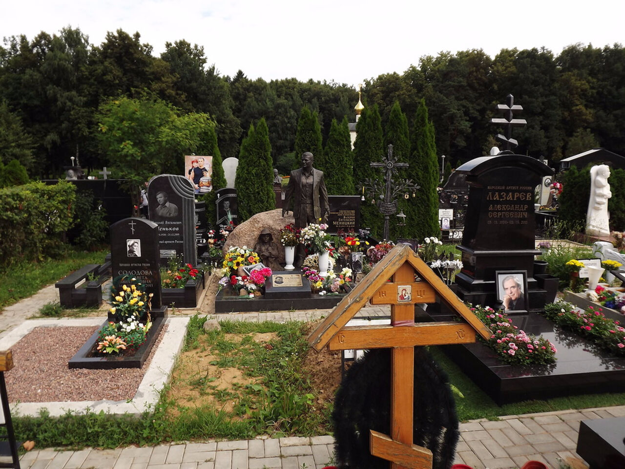 троекуровское кладбище могилы знаменитостей фото
