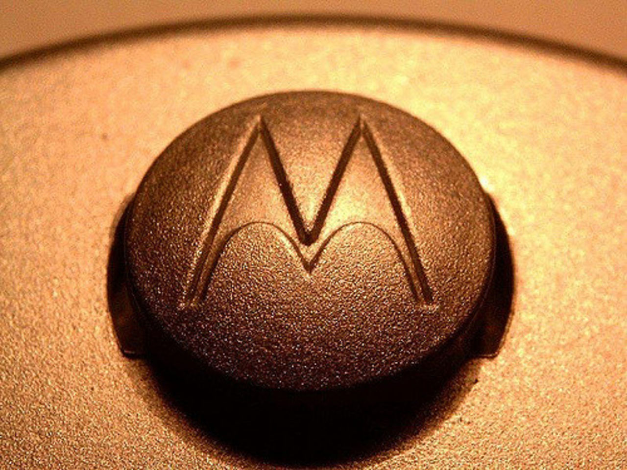 Китайская Lenovo прекращает выпуск смартфонов под брендом Motorola