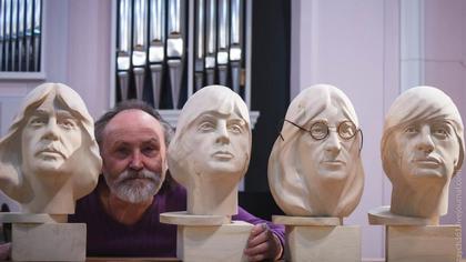 Бюсты The Beatles от томского скульптора отправились в ливерпульский музей