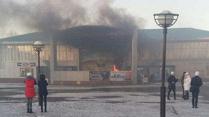 Стали известны подробности пожара на сцене ДК в Березовском