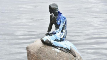 В Копенгагене вновь осквернили статую Русалочки