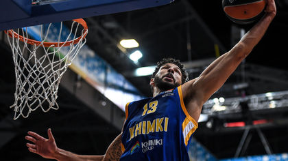 Российские баскетболисты разгромили греческую команду на Евролиге в Подмосковье