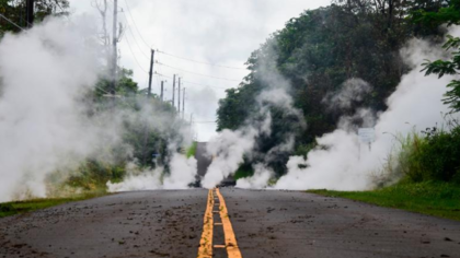 Бедствие на Гавайях: лава уничтожает дома, ядовитый газ травит людей