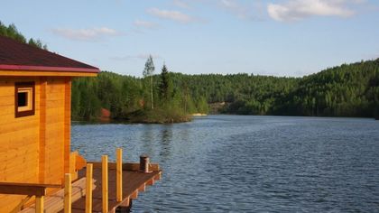 Житель Северобайкальска подарил дочери государственное озеро
