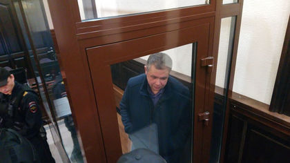 Экс-главу МЧС Кузбасса оставили под арестом по делу 