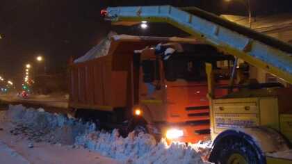 Кемеровские дорожники вывезли вдвое больше снега по сравнению с прошлым годом