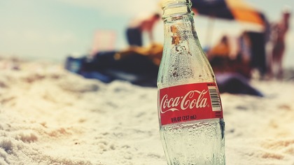 Рабочие завода Coca-Cola в Мексике потребовали оплатить сверхурочные