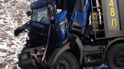 Два грузовика столкнулись около разреза в Кузбассе: есть пострадавший