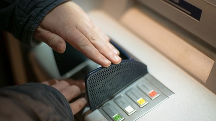 Новый вид мошенничества с банкоматами появился в России