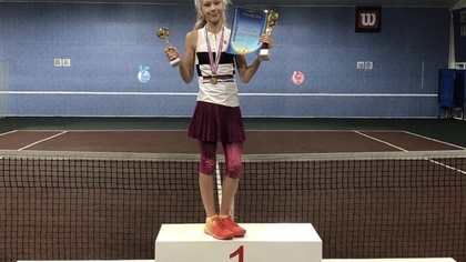 12-летняя теннисистка из Кемерова одержала победу на турнире в Челябинске