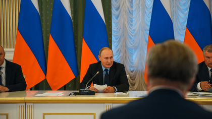 Путин заявил о необходимости обеспечить обновление власти в России