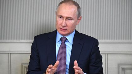 Путин заявил об автоматическом продлении социальных льгот