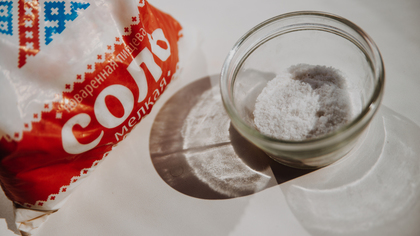Российский врач-диетолог опроверг миф о пользе полного отказа от соли