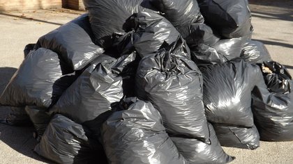 Суд обязал жительницу Оренбургской области вынести из квартиры мусор