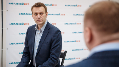 Сотрудники ФСБ прибыли к госпитализированному Навальному 