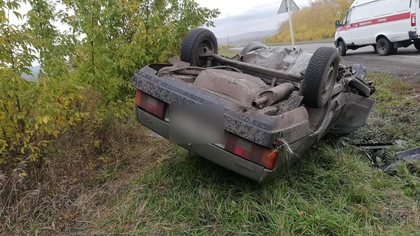 Неосторожный водитель устроил смертельное ДТП на трассе под Новокузнецком