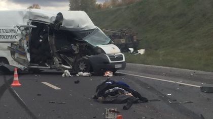 Пассажир микроавтобуса погиб в результате столкновения с грузовиком под Новокузнецком