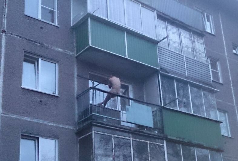 Окна выходящие на балкон..