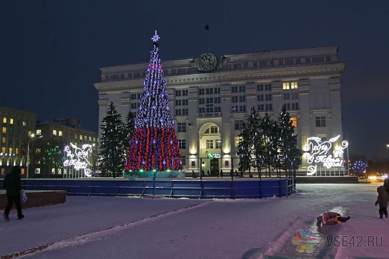 Площадь советов Кемерово зима