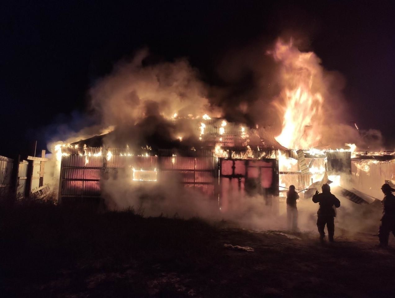 Пожар в Улан Удэ в районе гавань