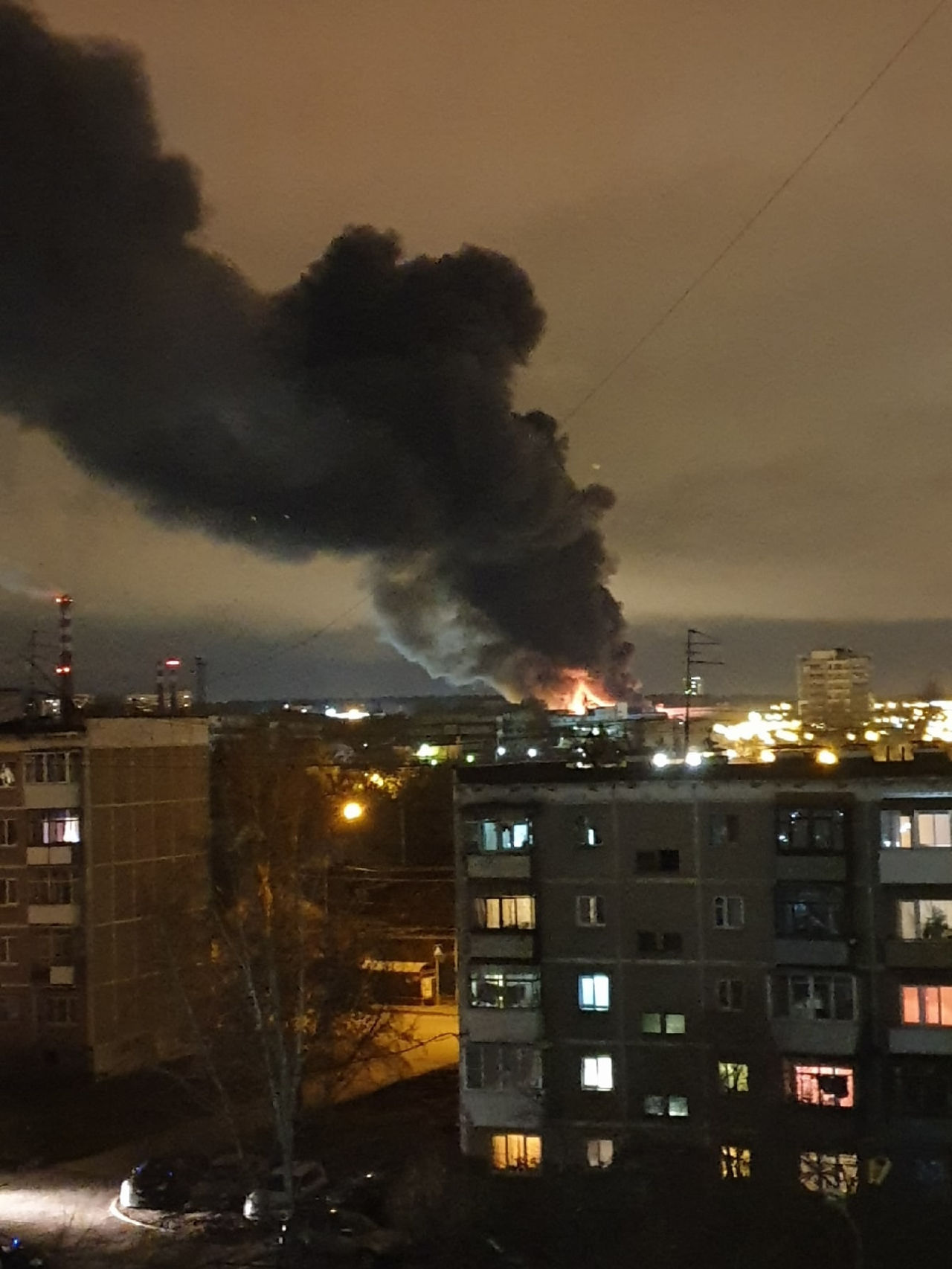 Пожар в екатеринбурге сейчас фото