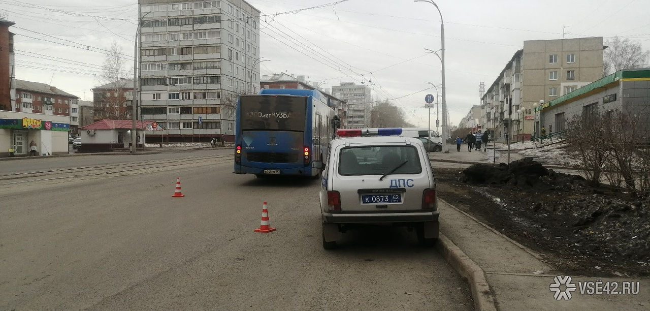 Кемерово остановки транспорта. Остановки Кемерово автобусы. 51 Автобус Оренбург.