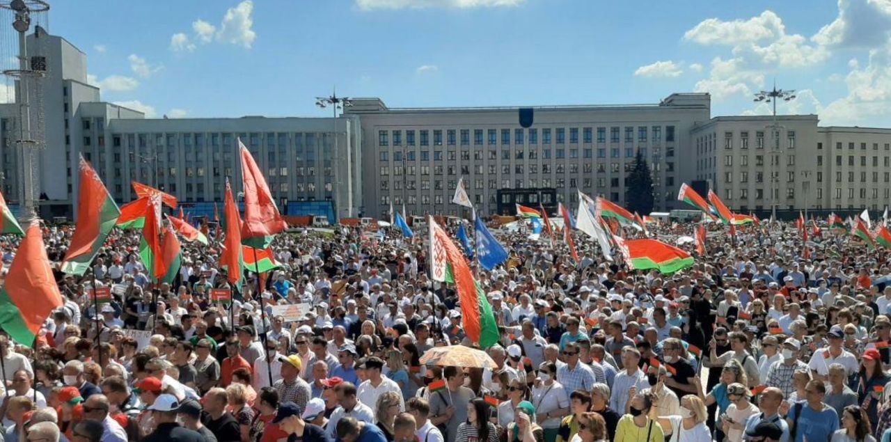 Протесты в Беларуси 2020 за Лукашенко