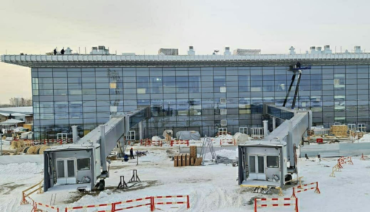 Терминал кемерово. Аэропорт Кемерово новый терминал. Аэропорт Кемерово терминал а. Новый терминал аэропорт Леонов. Аэропорт Новосибирск новый терминал 2023.