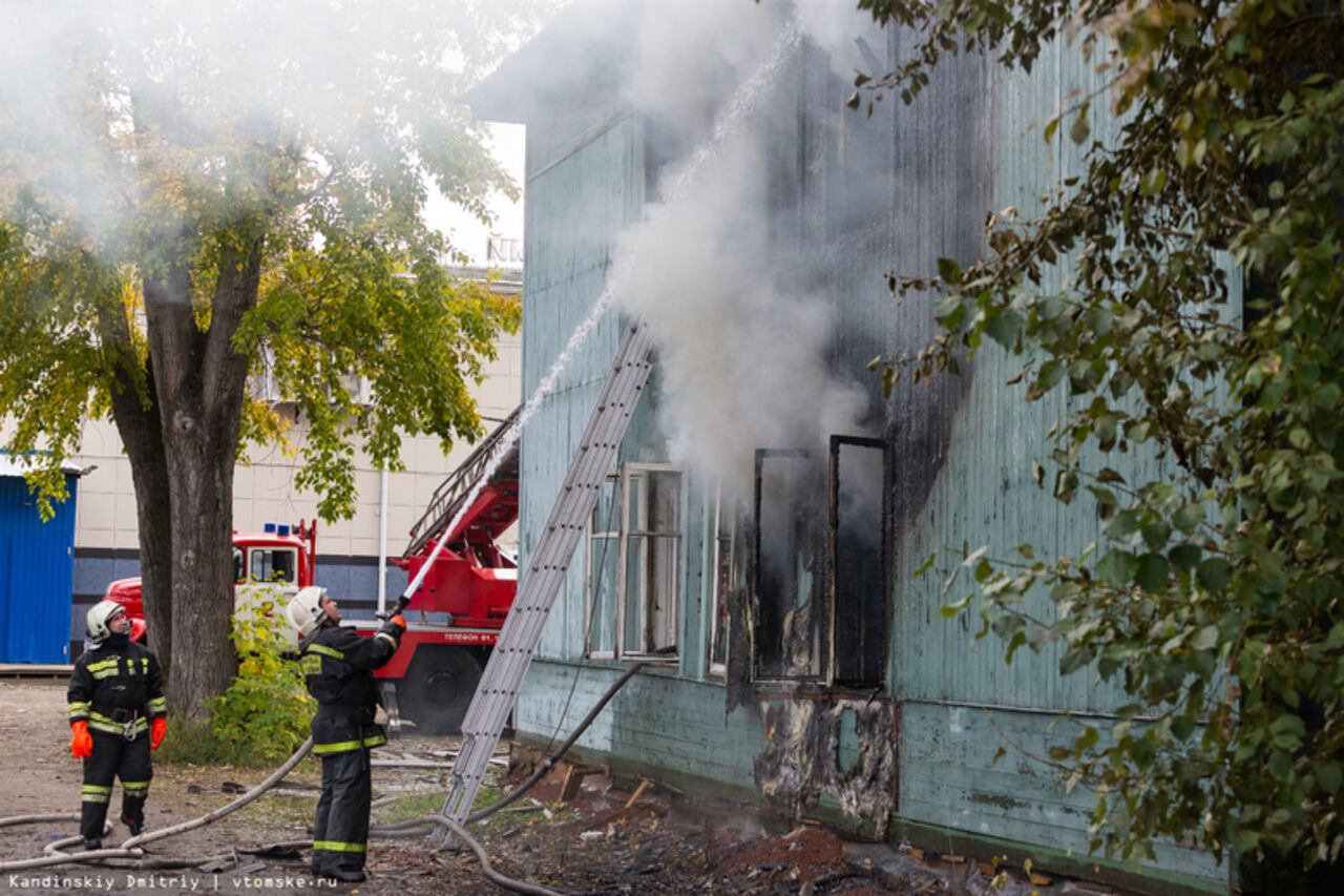 в томске пожарный. новости томск сегодня происшествия пожары. новости томск сегодня происшествия пожары. лента томск пожар. пожар в томске на сегодняшний.