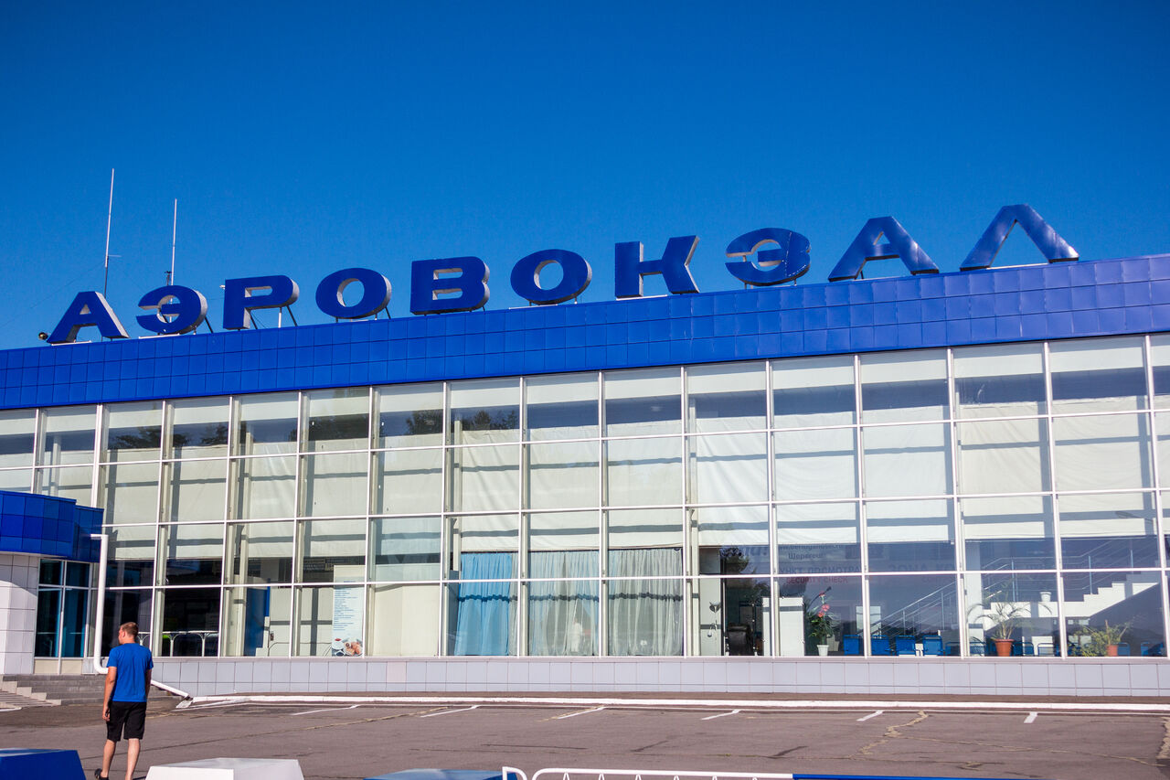 Терминал новокузнецк. Новый терминал аэропорта Спиченково. Новый аэровокзал Новокузнецк. Проект терминала аэропорта Новокузнецк. Новокузнецкий аэропорт новый.