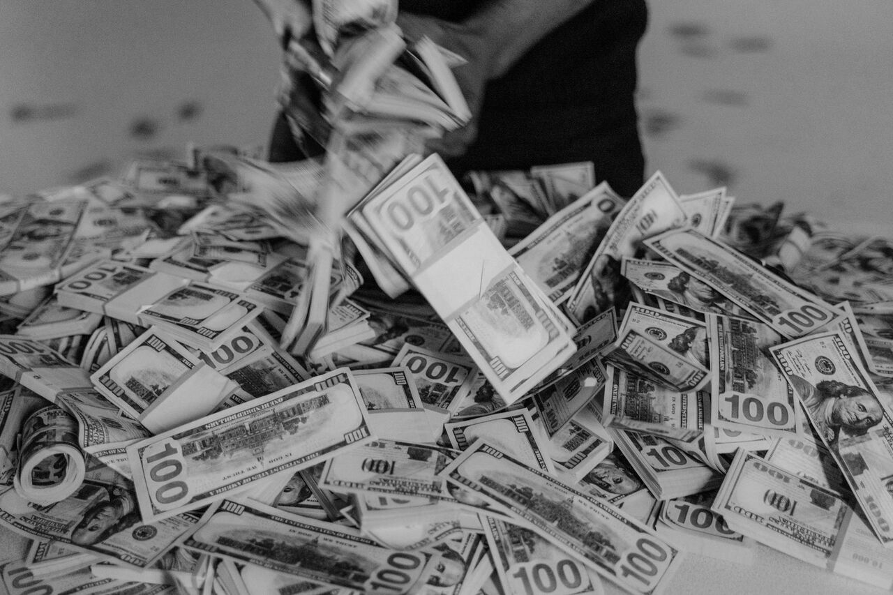 Деньги Черно Белое Фото