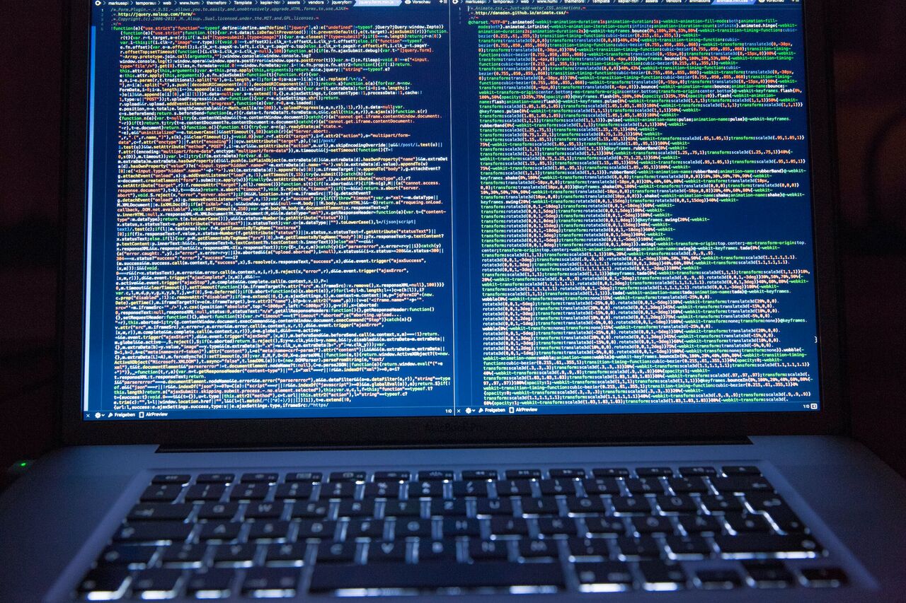 Британский эксперт сообщил о возможном отключении от Сети миллионов телефонов и ПК - Vimarsana News
