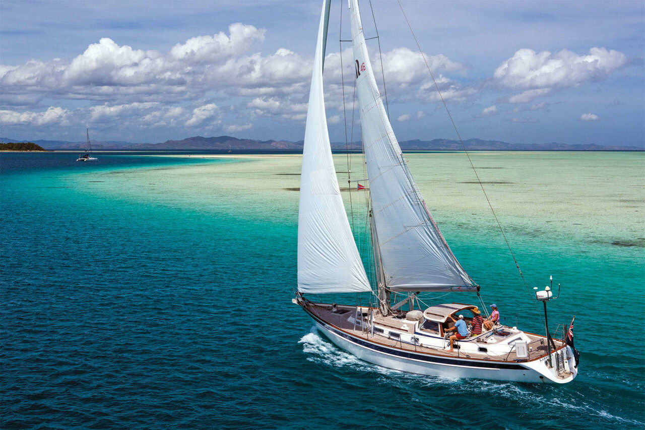 Теплоход с 11 людьми на борту сел на мель в Приморье / VSE42.RU ...