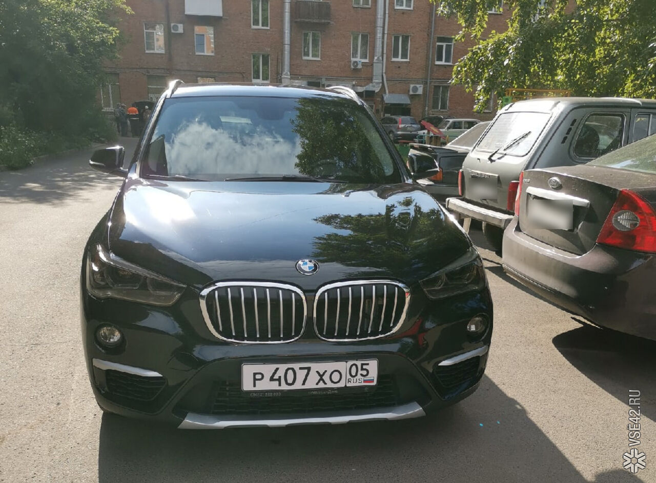 "Король парковки" на BMW вынудил кемеровчан ехать на работу на такси ...