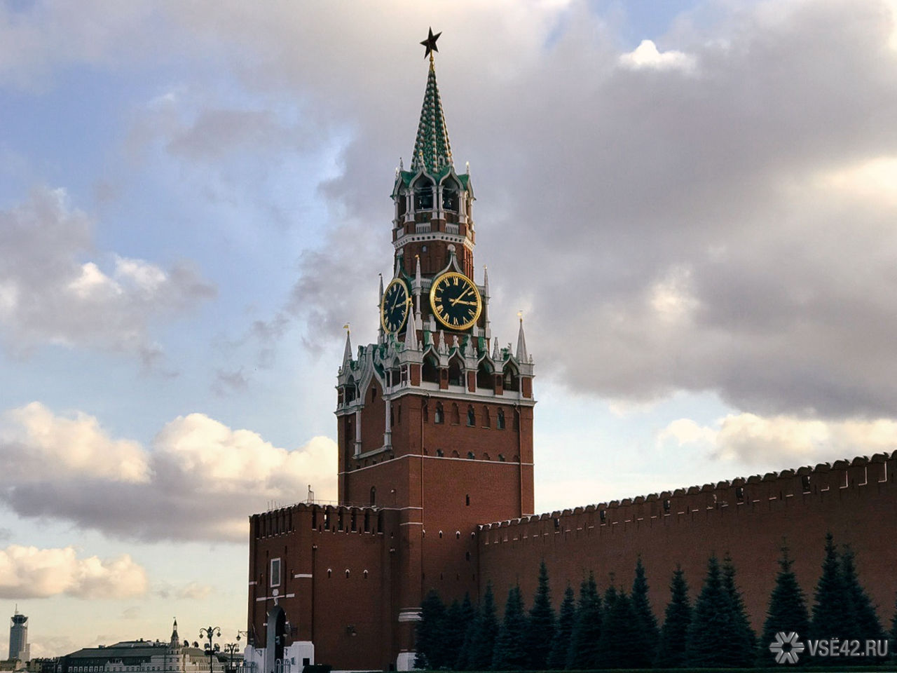Москва кремль новости. Кремль Москва. Сегодняшний Кремль. Кремль 2024 года. У кремлевской стены.