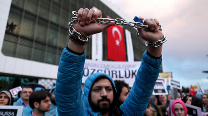 В Турции прошли крупные антироссийские акции